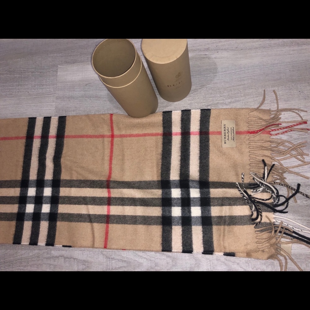 Burberry Classic Check Cashmere Scarf in Beige, Black, Red